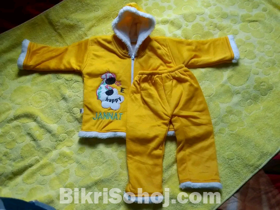 বাচ্চাদের শীতের সেট ২৫০ পিস (পাইকারি দাম থেকেও ৩০% ছাড়ে)